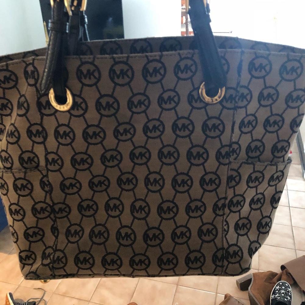 Michael kors bag